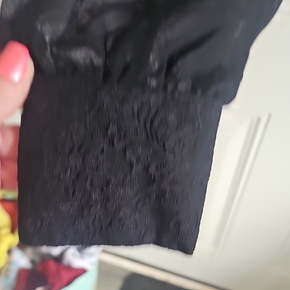 Black Lace-Yoke Long Sleeve Sheer Blouse - Picture 4 of 9